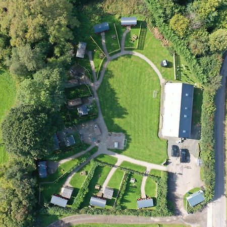 Modern Studio Apartment Set Beneath The Black Mountains A Stones Throw From The Offas Dyke Path Clodock Экстерьер фото